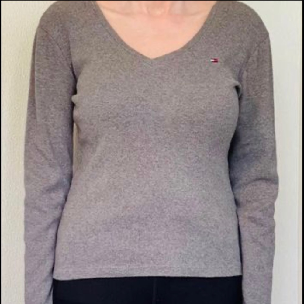 Tommy Hilfiger gray Sweater Women’s Size M